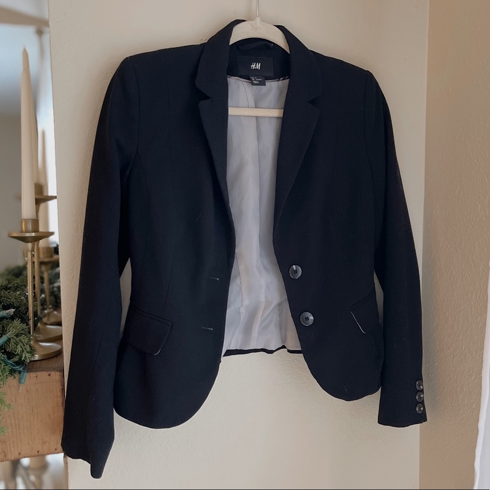 H&M black blazer
